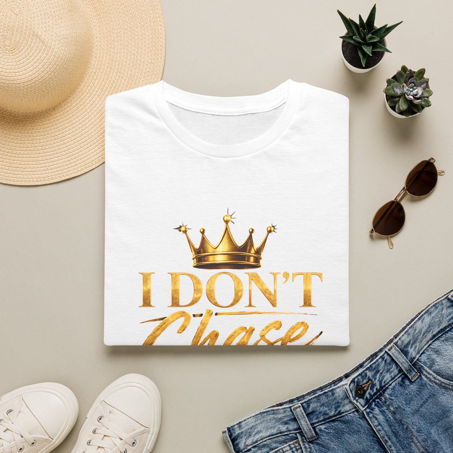 I DON'T CHASE I BUILD Unisex Softstyle T-Shirt