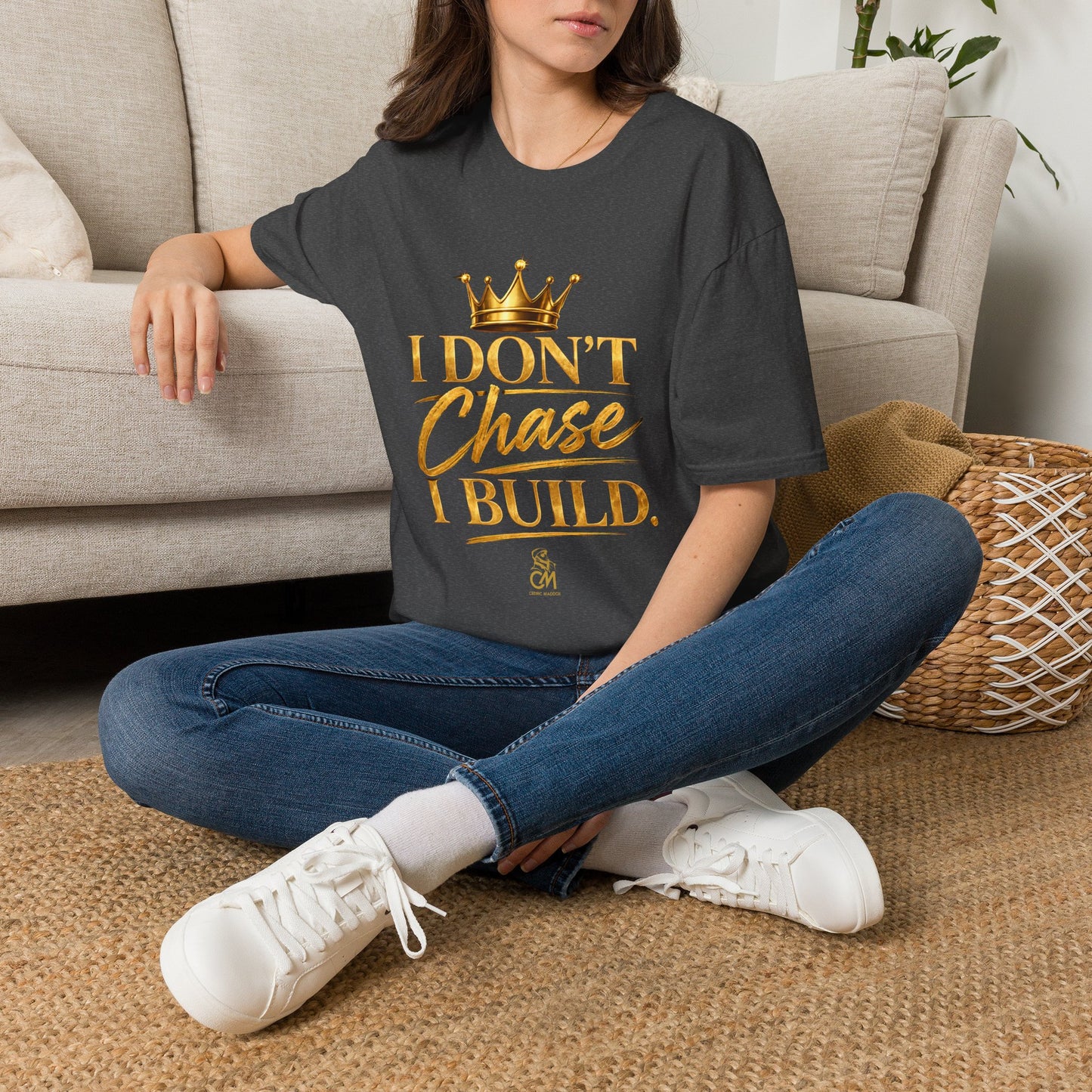 I DON'T CHASE I BUILD Unisex Softstyle T-Shirt