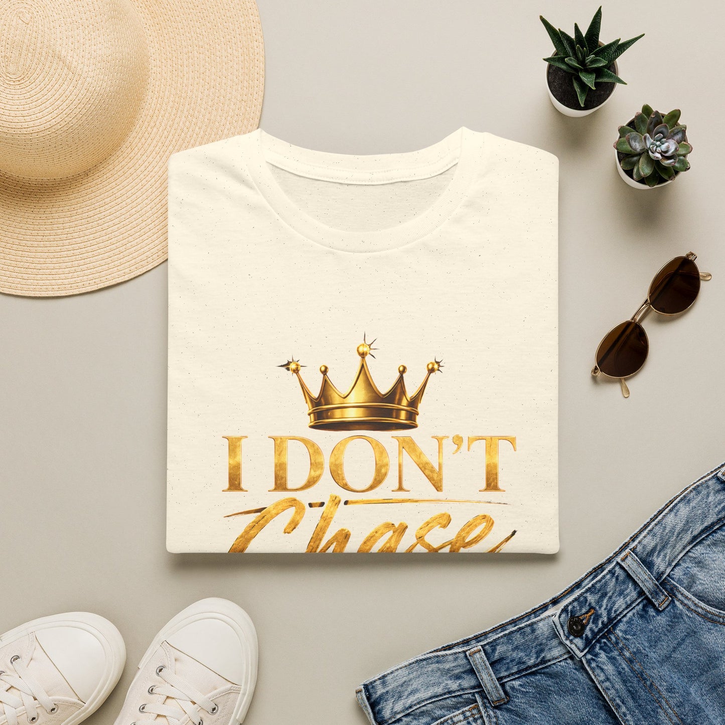 I DON'T CHASE I BUILD Unisex Softstyle T-Shirt