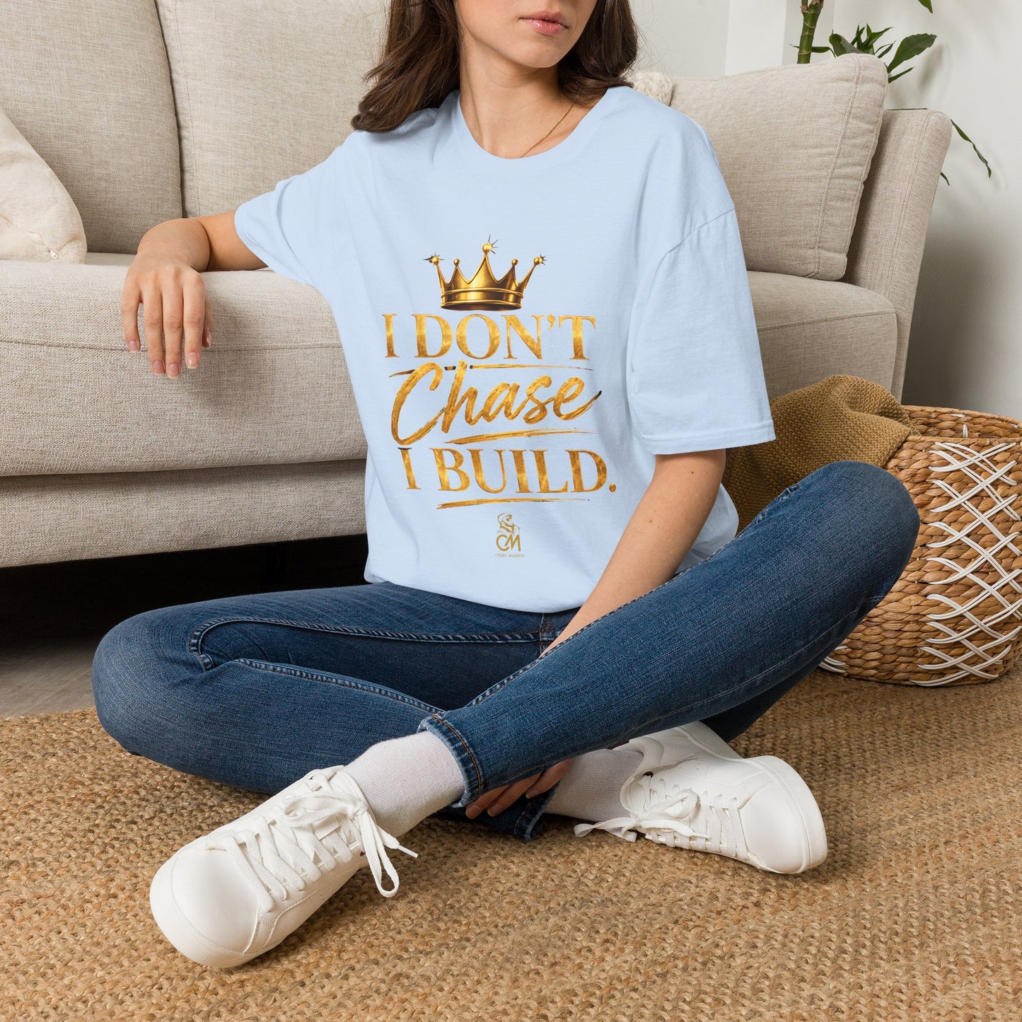 I DON'T CHASE I BUILD Unisex Softstyle T-Shirt